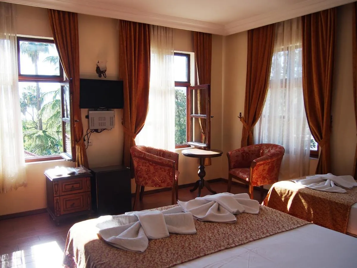 Hotel Reutlingen Hof Antalya 2*,